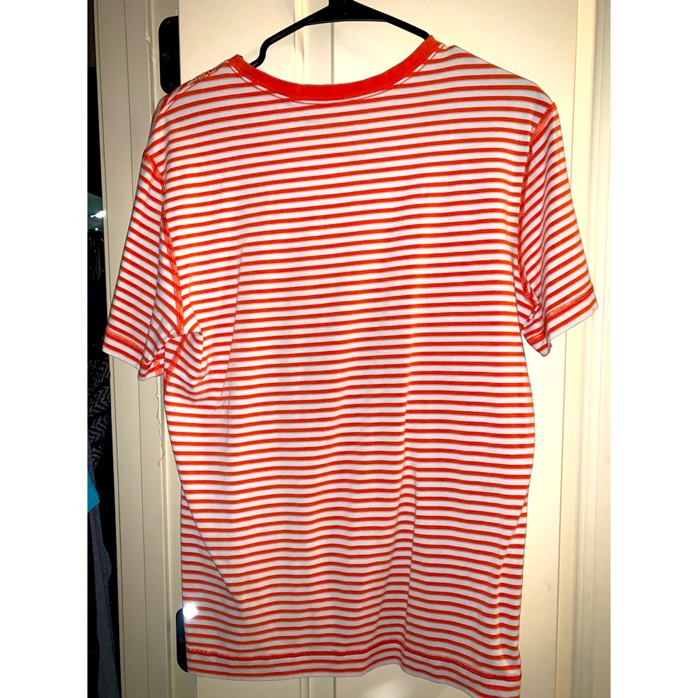 Lululemon 5-year basic tee - Picture 2 of 2